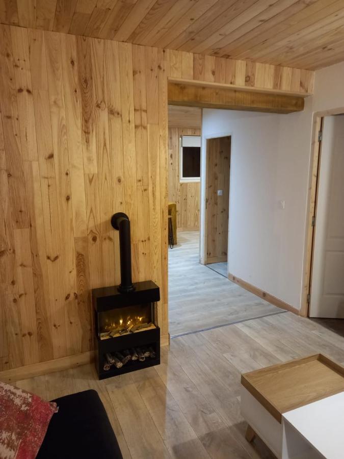 Gite L'Enclos O Rendez-Vous Roquefeuil-Pays De Sault- Avec Jardin Exterior foto